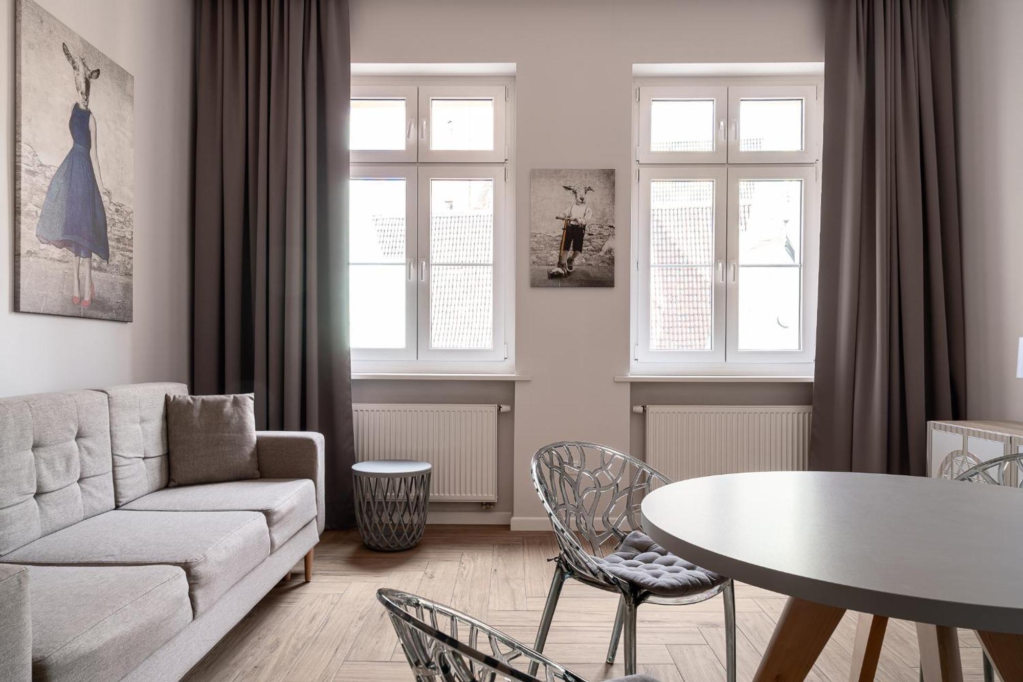 Rentplanet - Apartamenty Stare Miasto วรอตซวาฟ ภายนอก รูปภาพ